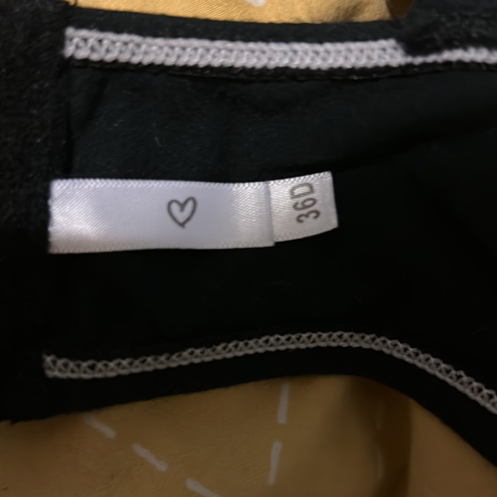 Full Coverage Push Up Bra. New! - image 5